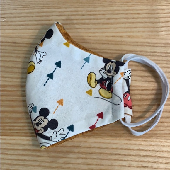 🌈 Kid Size Mickey Mouse Face Mask 🌈 - Picture 1 of 6